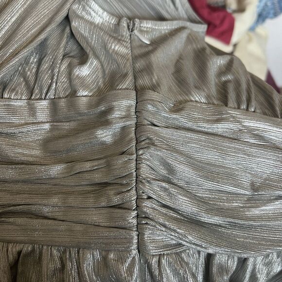 New York & Co Women's 2XL Silver Metallic Accent Sleeveless Pleated Top - Picture 11 of 14